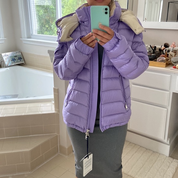 Moncler Lounge Saison jacket. Size 2 - Picture 16 of 16